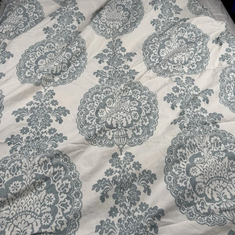 POTTERY BARN ~ Lucianna Medallion Duvet Cover ~ Full/Queen 92